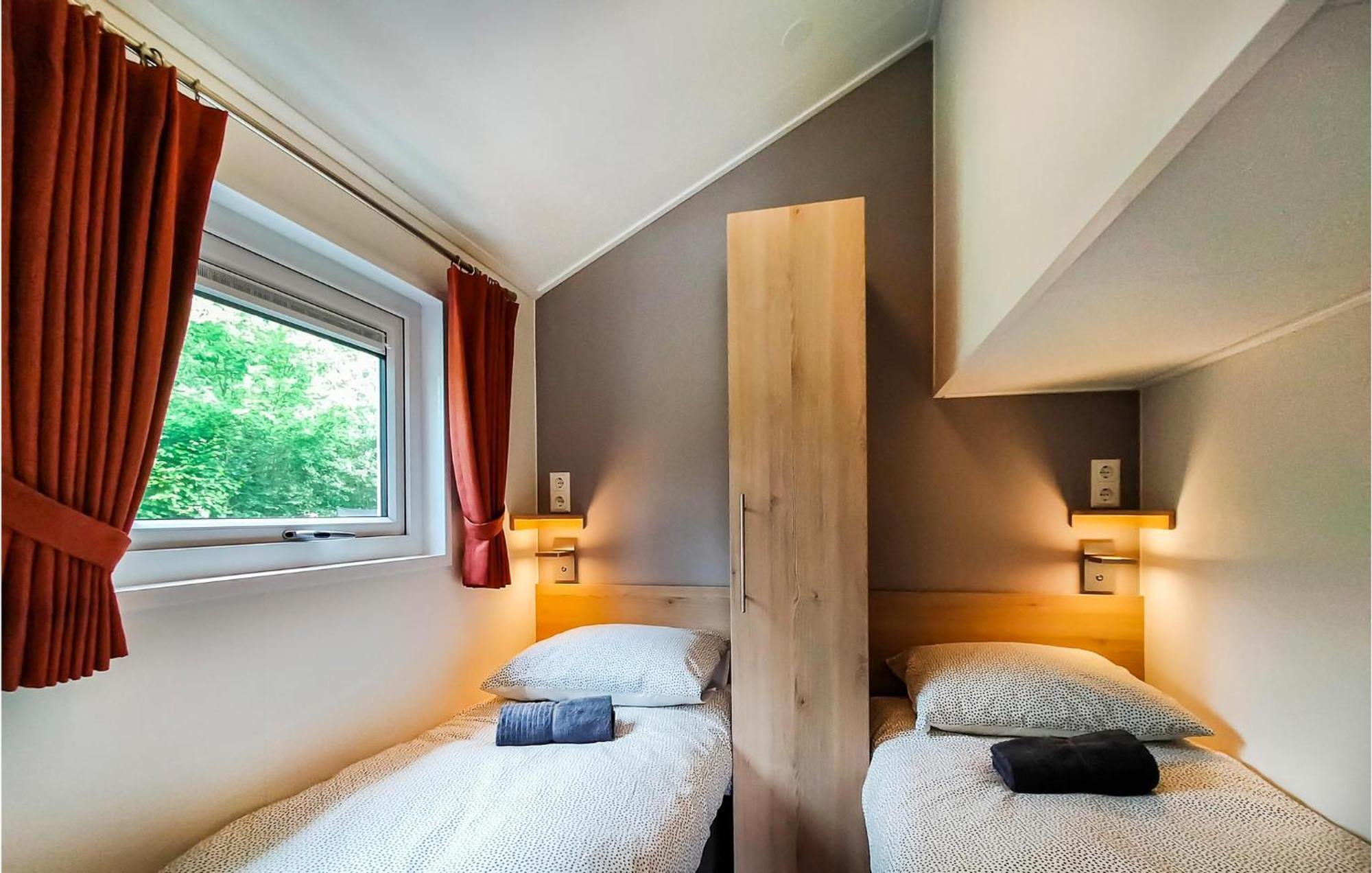 Chalet 49 Oosterwolde  Luaran gambar